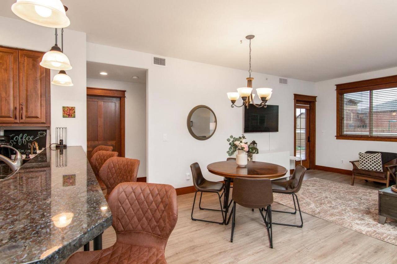 Modern Riverstone Condo With Grand Deck - Steps To Shops, Restaurants, Trails And River Coeur d'Alene Exterior foto